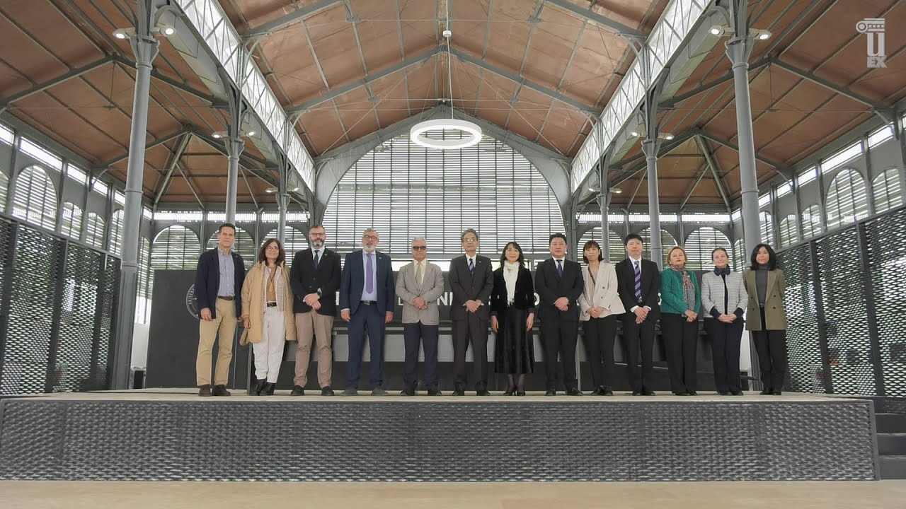 La UEx firma un convenio con la universidad japonesa de Hirosaki