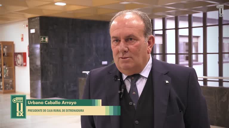 La UEx y Caja Rural de Extremadura apuestan por la empleabilidad